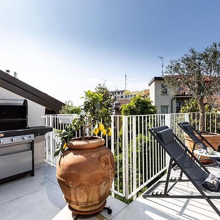 *Villa Olivo*With Private Terrace & Jacuzzi + 3Bedrooms Milan Luaran gambar