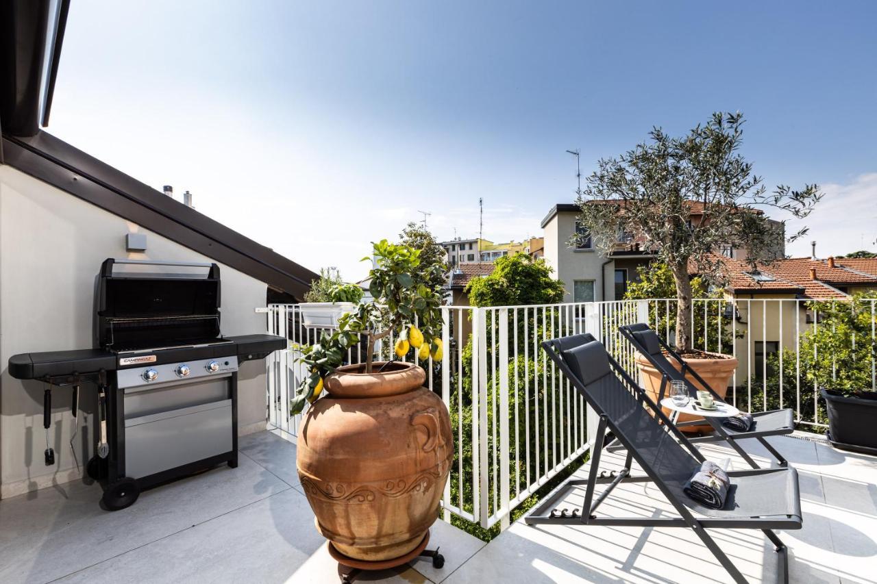 *Villa Olivo*With Private Terrace & Jacuzzi + 3Bedrooms Milan Luaran gambar