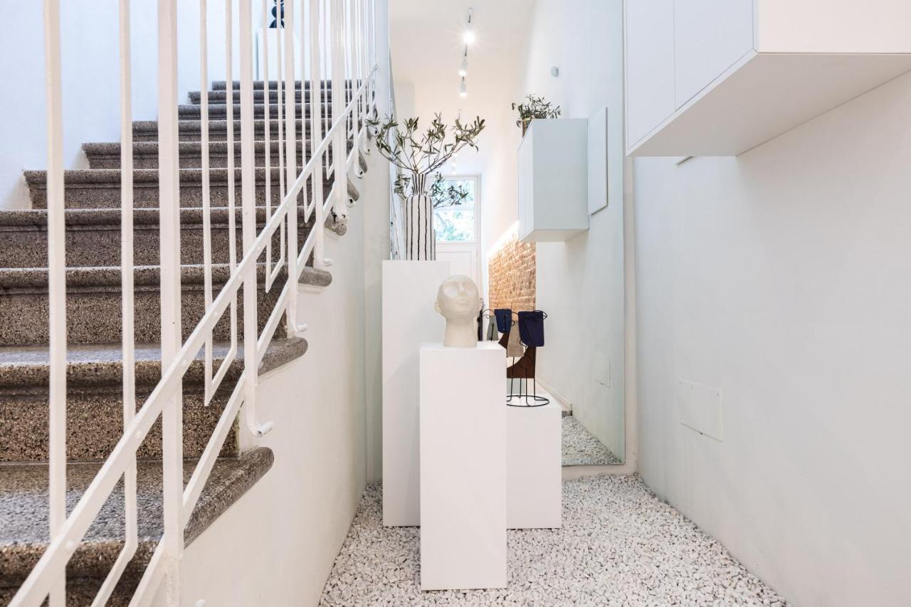 *Villa Olivo*With Private Terrace & Jacuzzi + 3Bedrooms Milan Luaran gambar